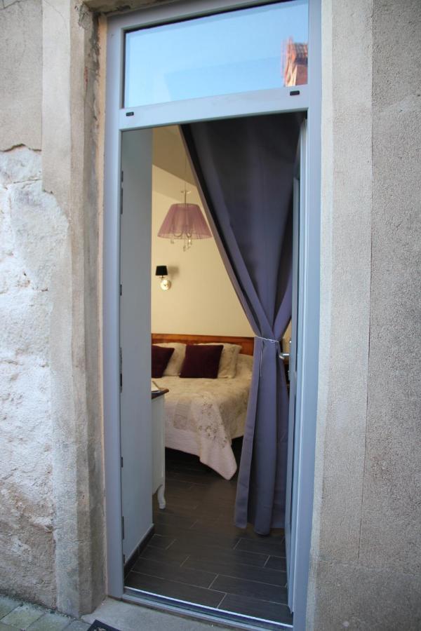 Chateau Besson Desertines  Exterior foto